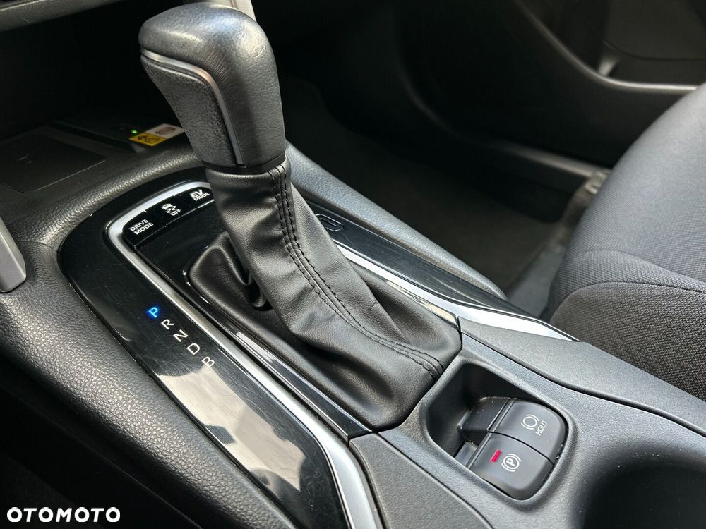 Toyota Corolla Cross - 24