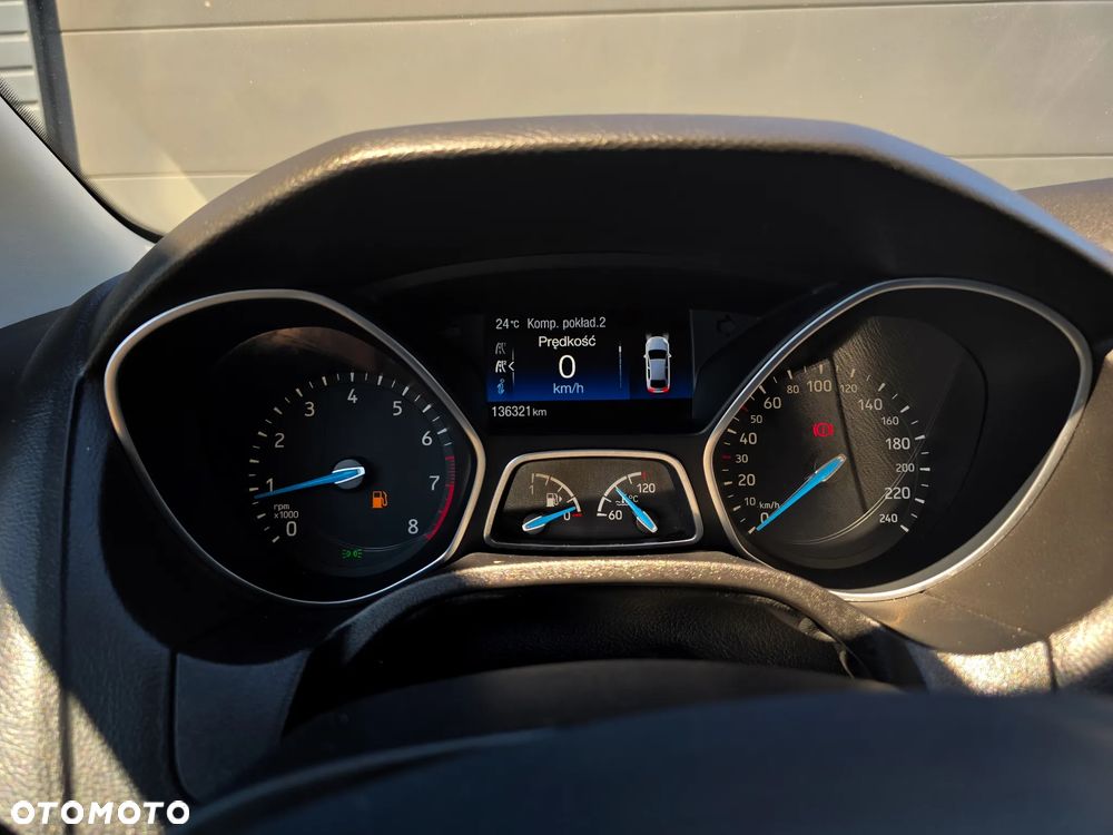 Ford Focus 1.0 EcoBoost Titanium - 23