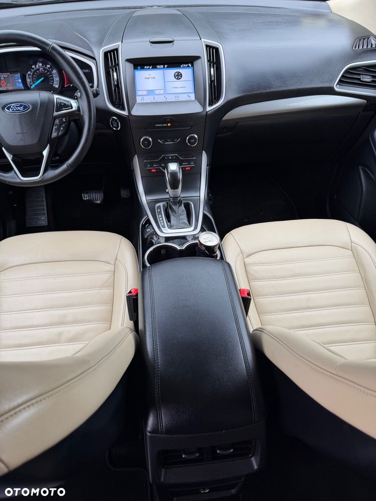 Ford Edge - 22