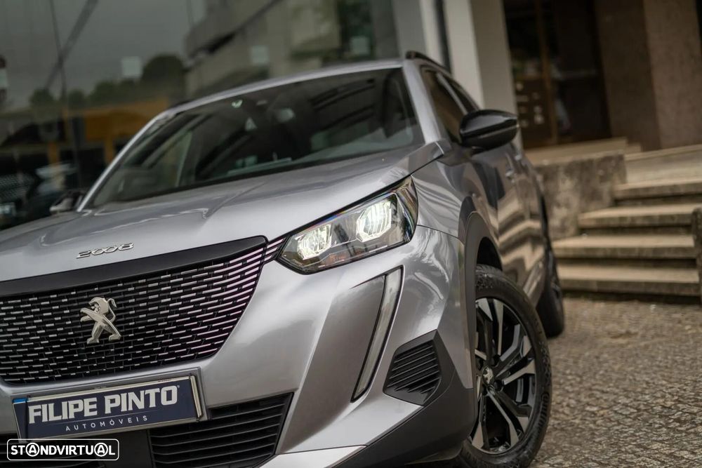 Peugeot 2008 - 12