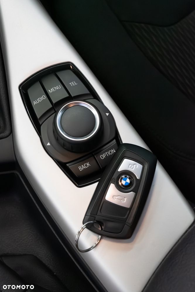 BMW Seria 1 116i - 9