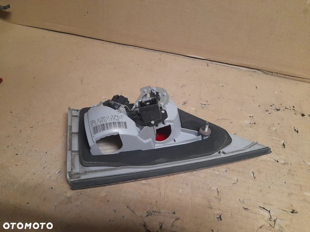 BMW X3 E83 05r lampa lewa tyl w klape 3418443 - 2