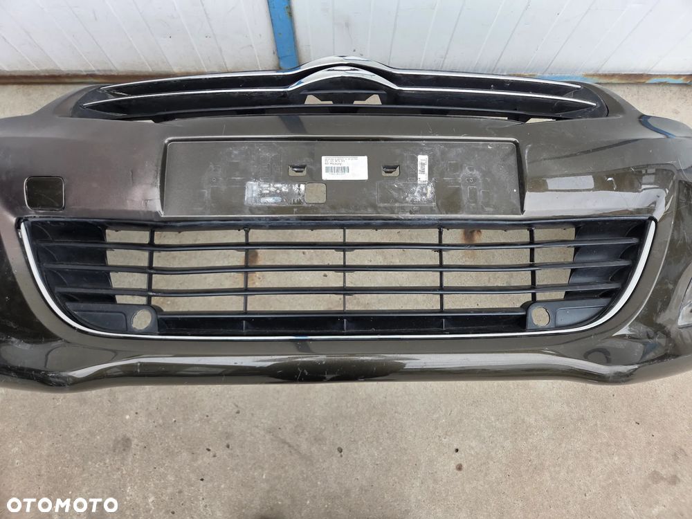 Zderzak przedni Citroen C4 B7 II 6PDC - 10