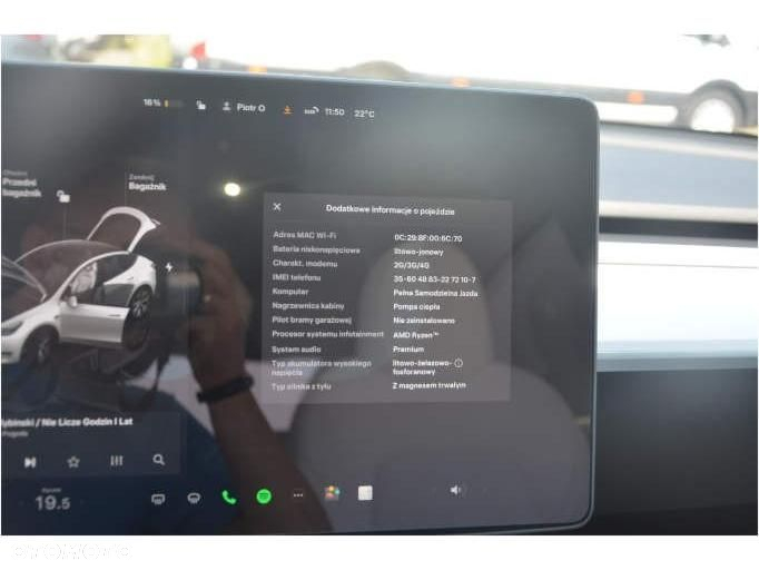 Tesla Y Long Range RWD - 17