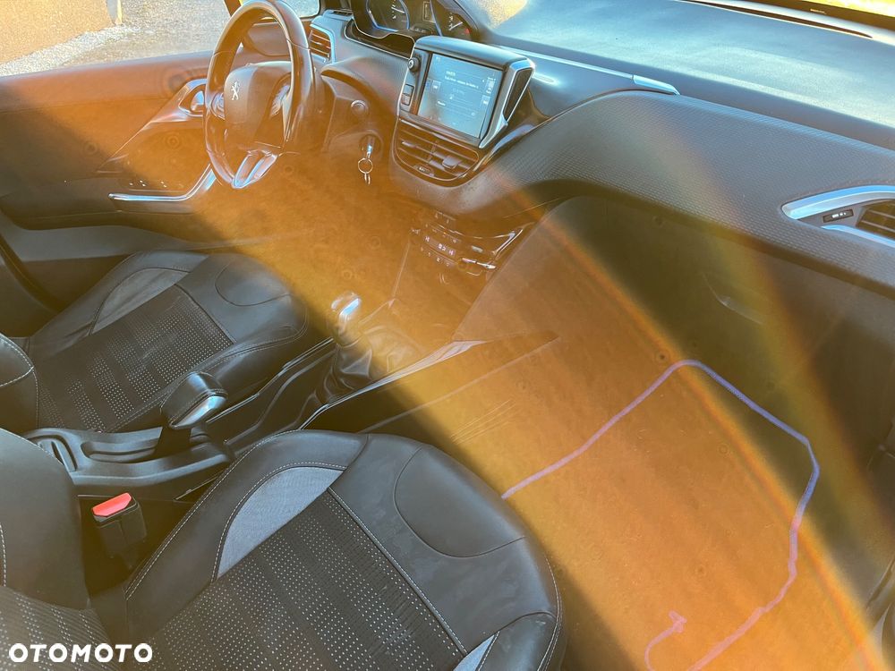 Peugeot 2008 PureTech 110 Stop&Start Business-Line - 12