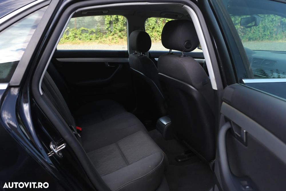 Audi A4 Limuzina 2.0 T FSI quattro - 8