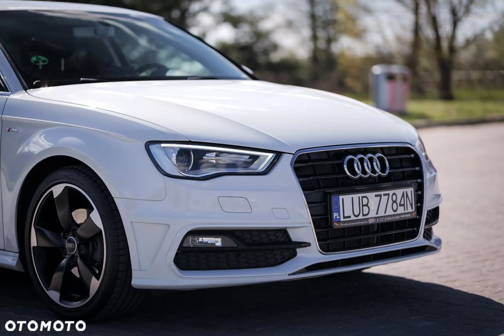 Audi A3 Sportback 1.4 TFSI S line Sportpaket - 11