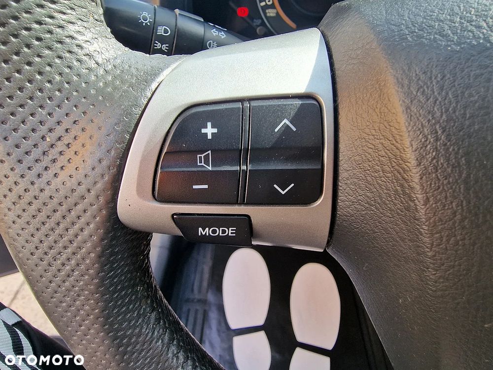 Toyota Corolla - 14