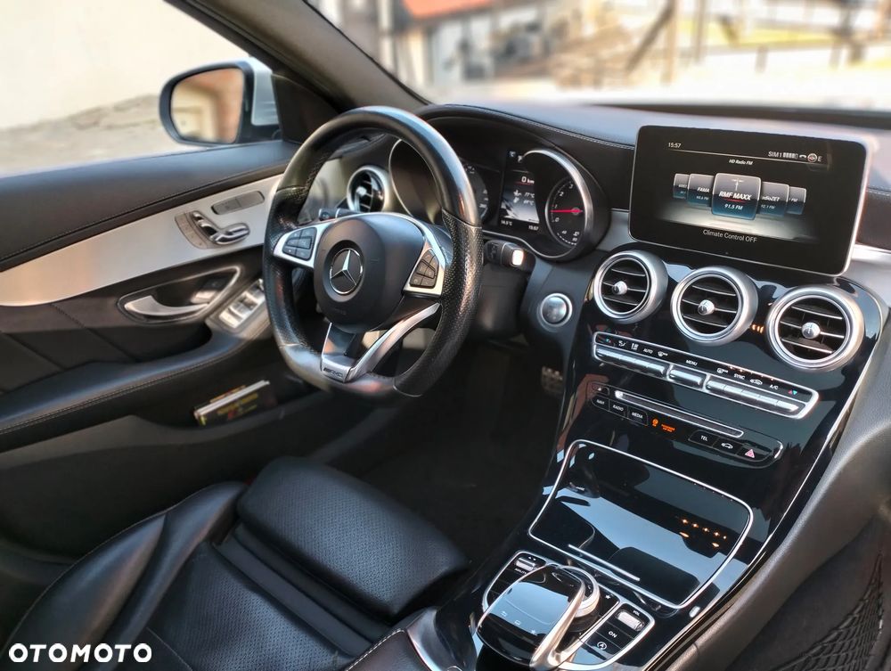 Mercedes-Benz Klasa C 300 7G-TRONIC AMG Line - 14