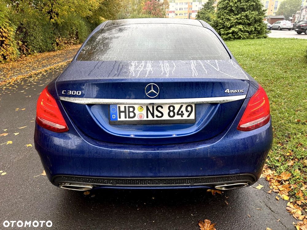 Mercedes-Benz Klasa C 300 9G-TRONIC AMG Line - 16