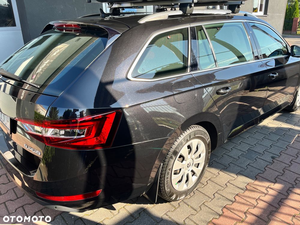 Skoda Superb 1.6 TDI Ambition - 13