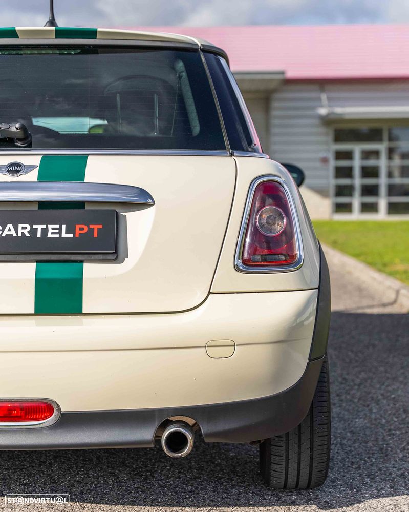 MINI 3 Portas One Aut. Brick Lane - 8