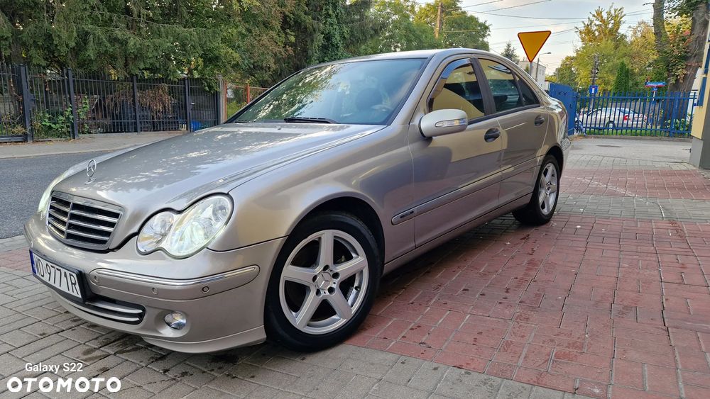Mercedes-Benz Klasa C 180 Kompressor Classic - 3