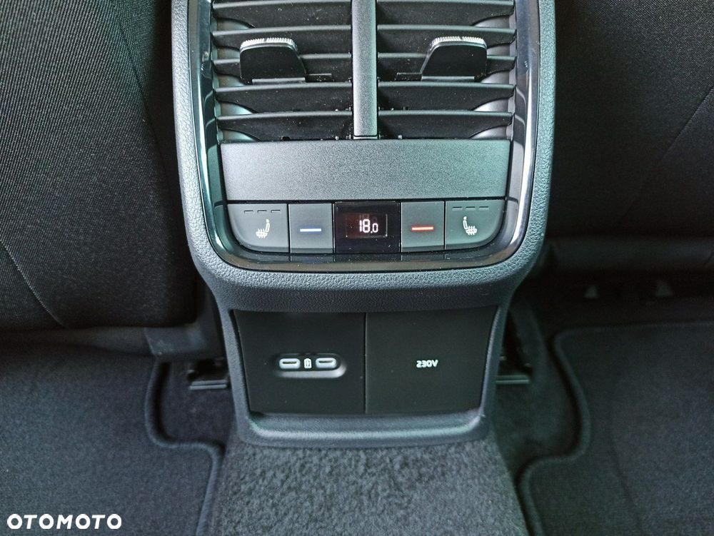 Skoda Octavia 2.0 TDI Business DSG - 9