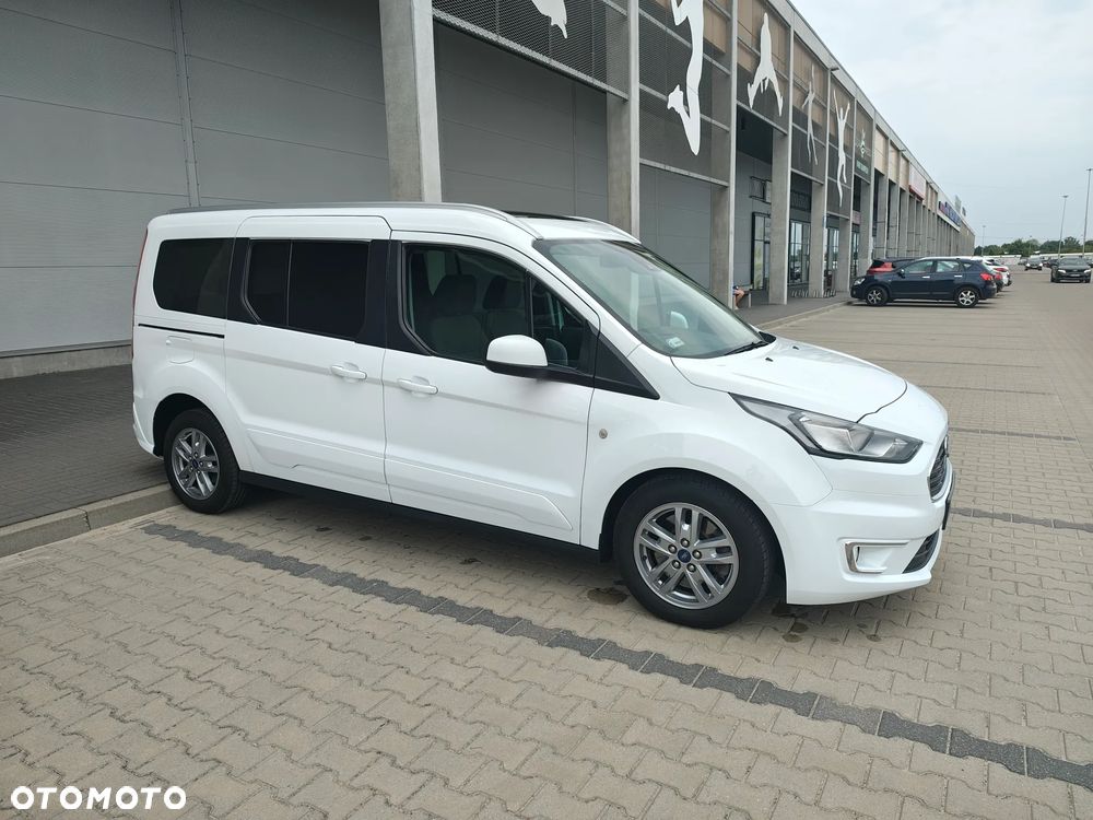 Ford Tourneo Connect Grand - 8