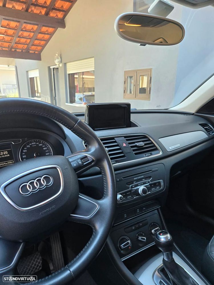 Audi Q3 2.0 TDi quattro Business Line S-tronic - 8