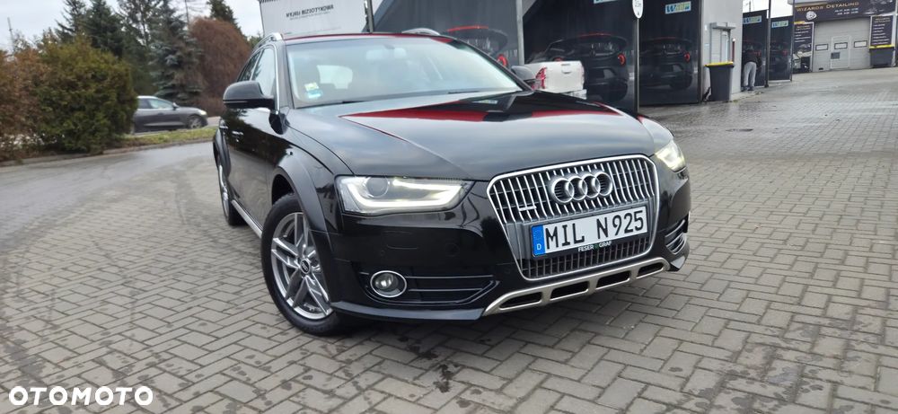 Audi A4 Allroad 2.0 TDI DPF S tronic - 24