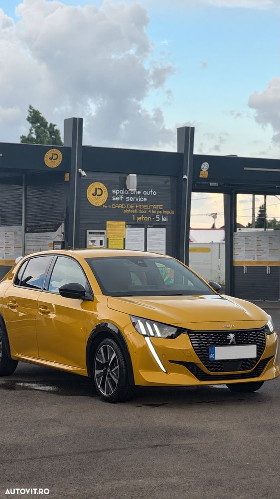 Peugeot 208 1.2 L PureTech STT EAT8 GT Line - 4