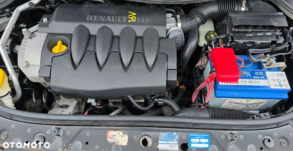 Renault Megane 1.6 Dynamique - 19