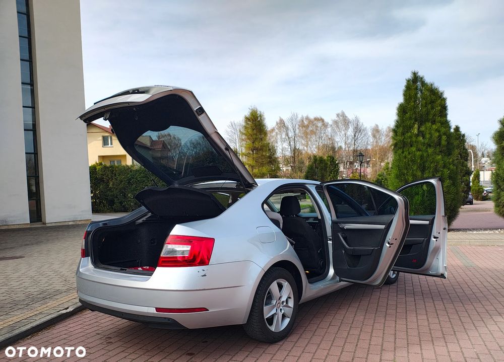 Skoda Octavia 1.5 TSI ACT Ambition - 12