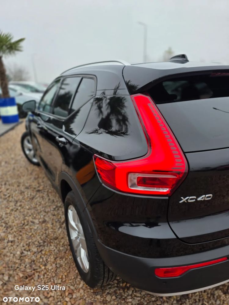 Volvo XC 40 D3 Momentum Pro - 22