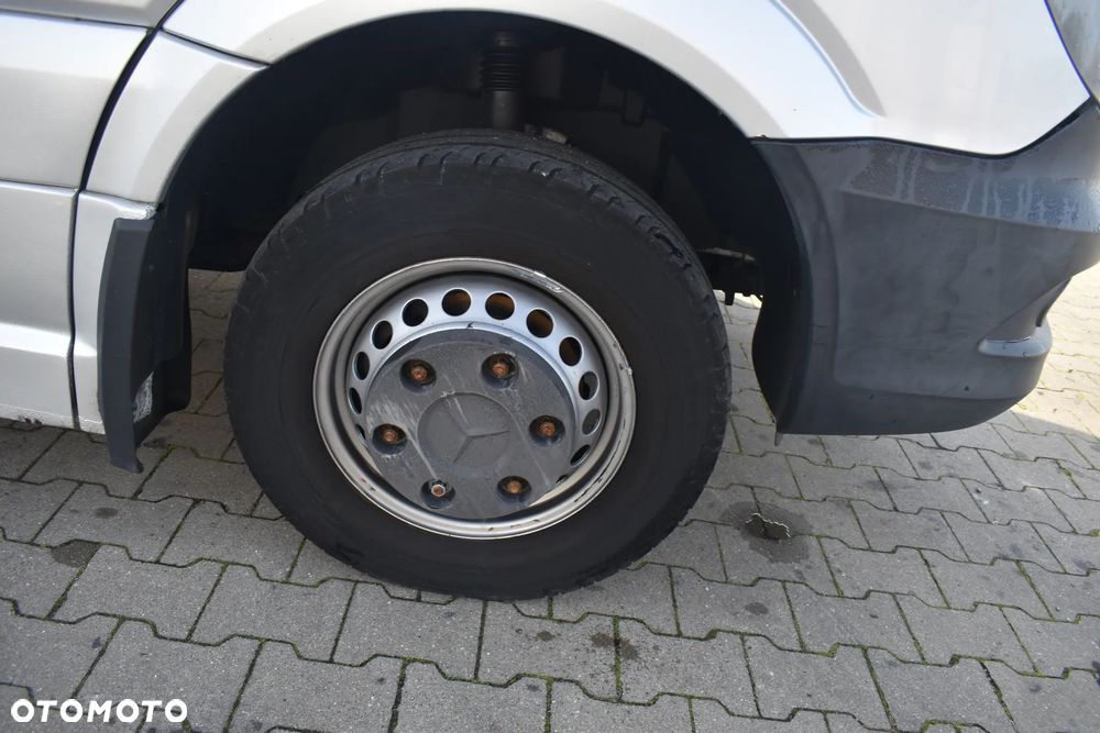 Mercedes-Benz Sprinter 519 CDI - 10