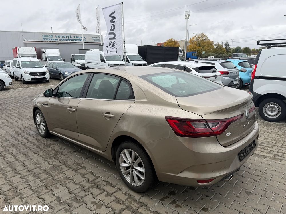 Renault Megane ENERGY TCe Zen - 6