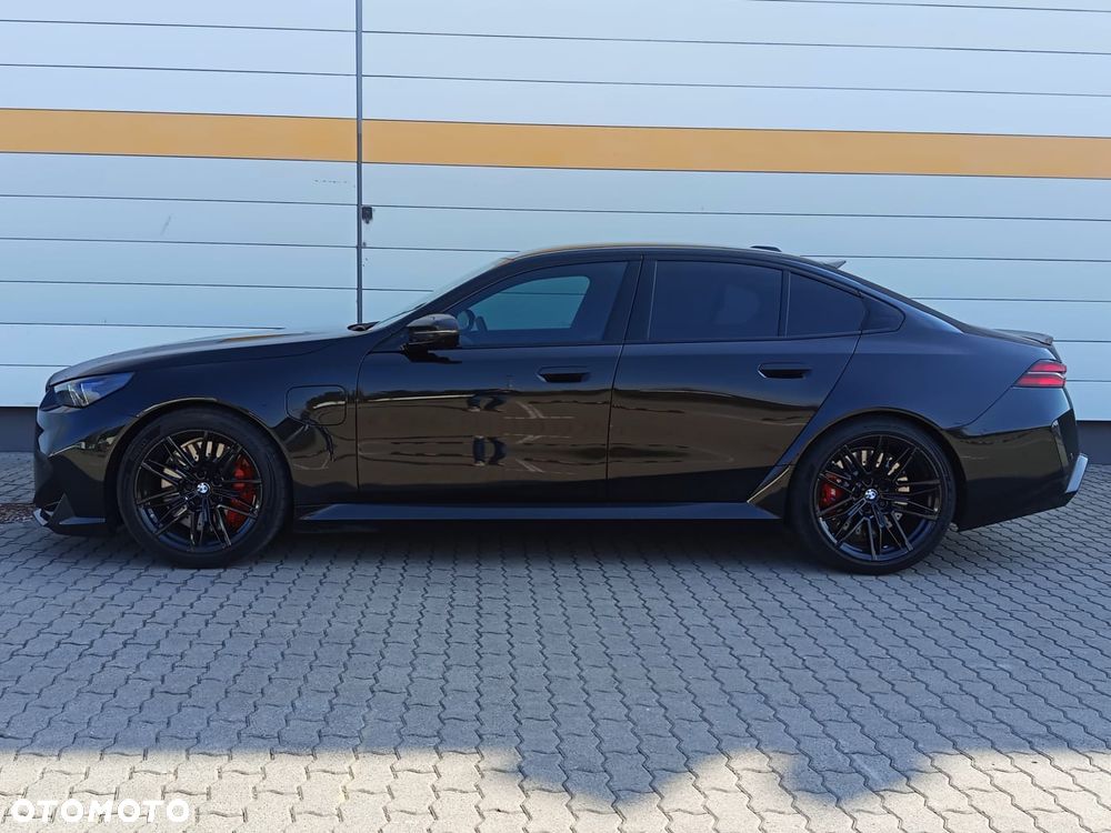 BMW M5 Standard - 4