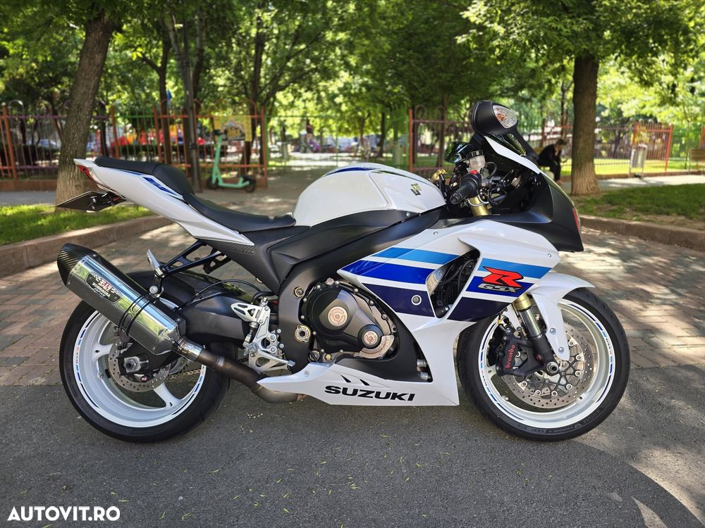 Suzuki GSX-R 1000 Commemorative Edition - 1
