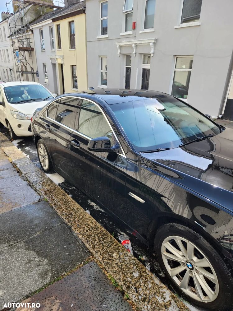 BMW Seria 5 520d Touring - 1