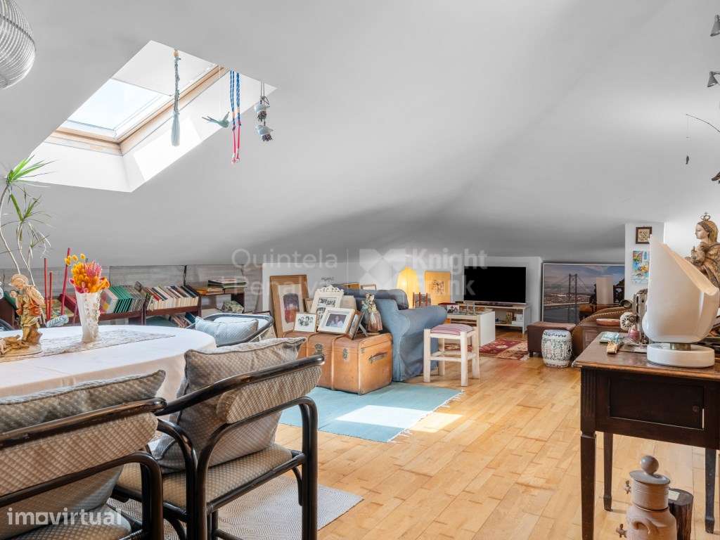 Apartamento T3+1 em condomínio fechado, com piscina, em Cascais - Grande imagem: 2/25