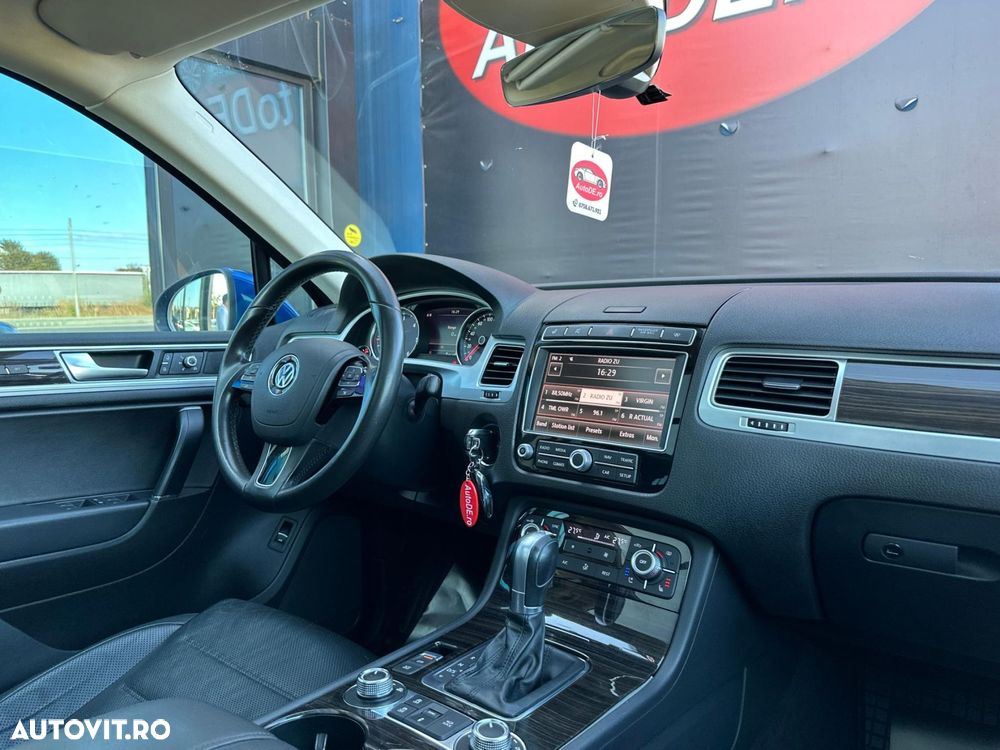 Volkswagen Touareg - 10