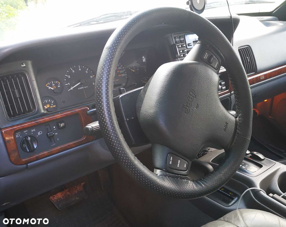Jeep Grand Cherokee - 5