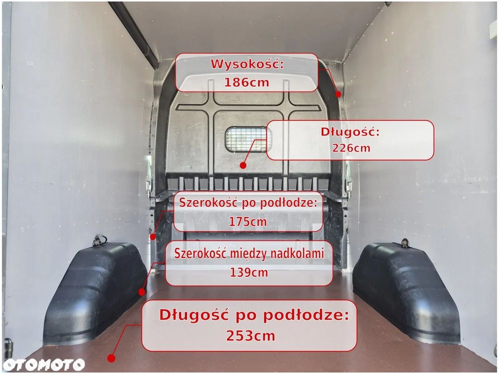 Ford Transit - 12