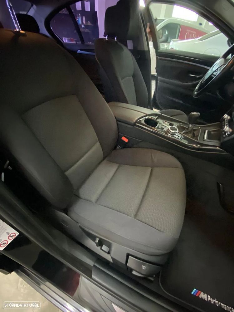 BMW 520 d Pack M - 10