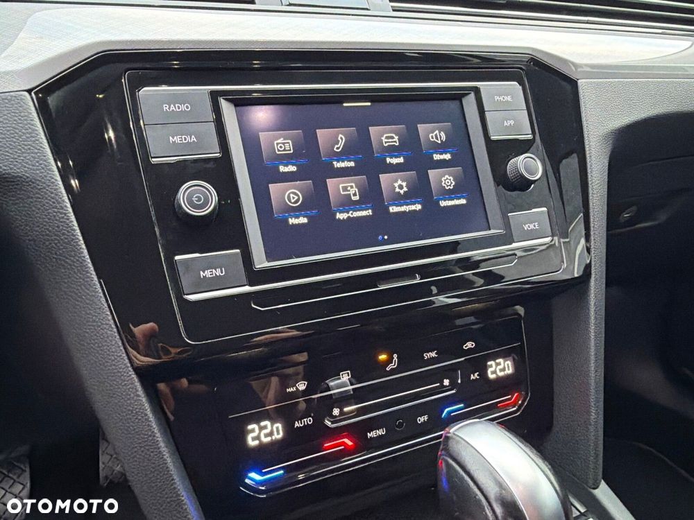 Volkswagen Passat 1.5 TSI EVO Business DSG - 25