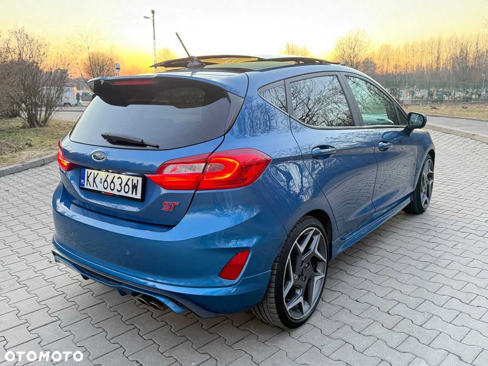 Ford Fiesta - 3