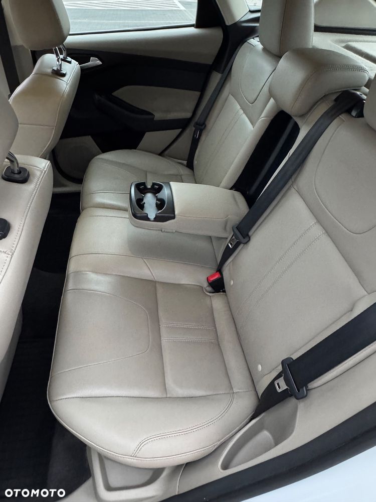 Ford Focus - 21