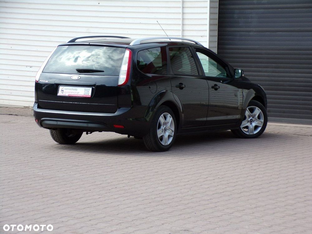 Ford Focus - 12