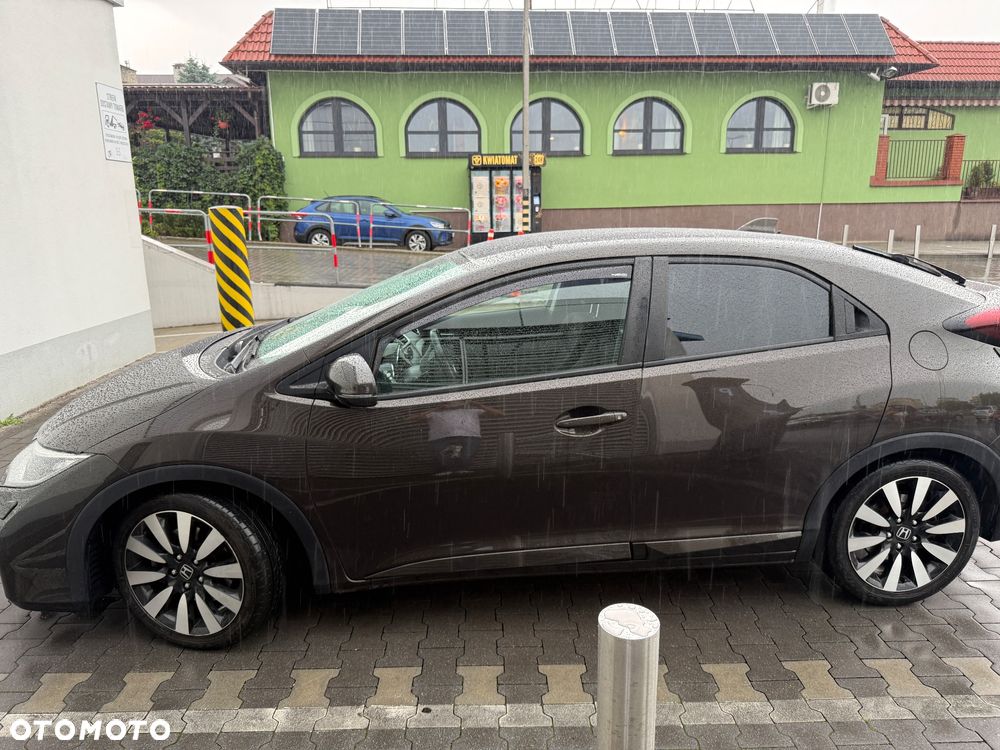 Honda Civic 1.6 i-DTEC Lifestyle Black Edition - 18