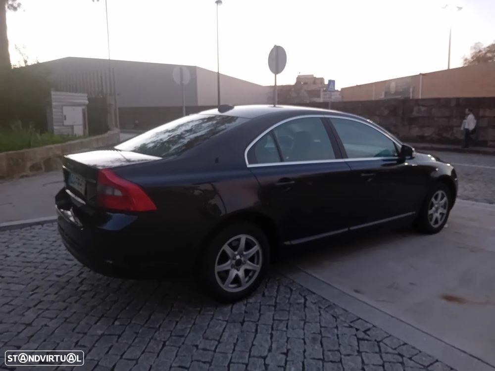 Volvo S80 2.0 D Nivel 2 - 37