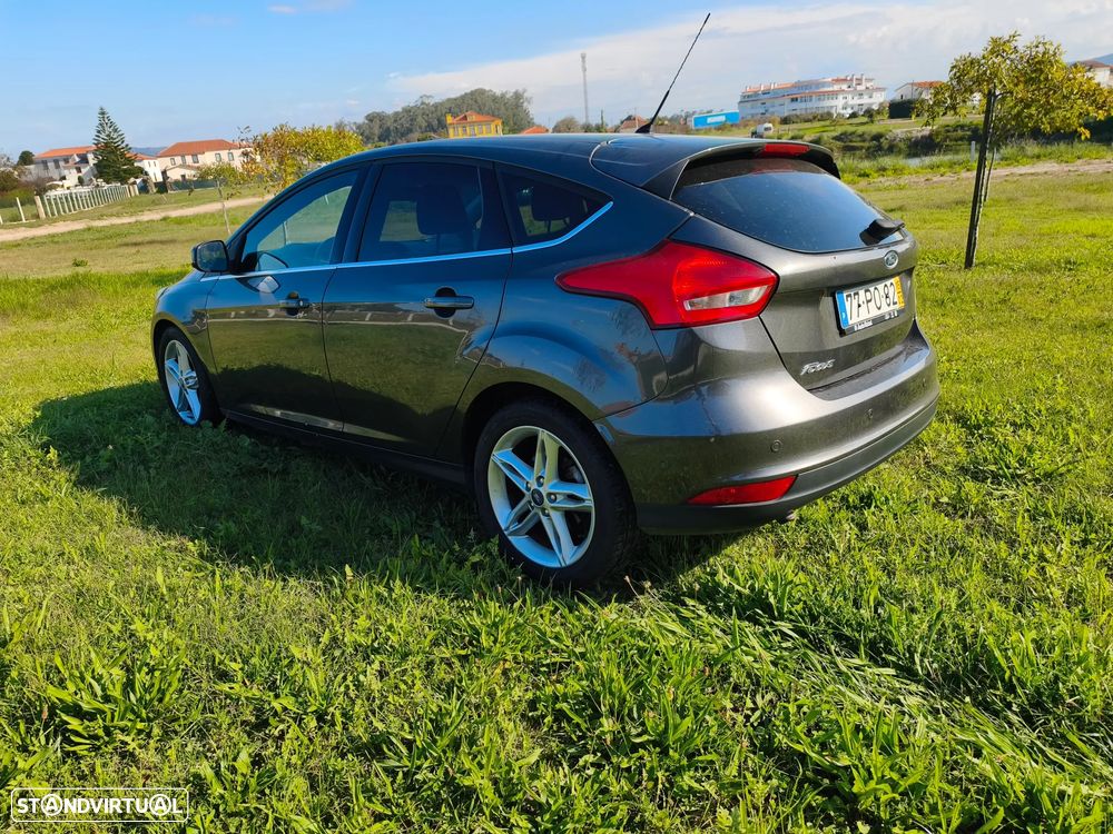 Ford Focus - 5