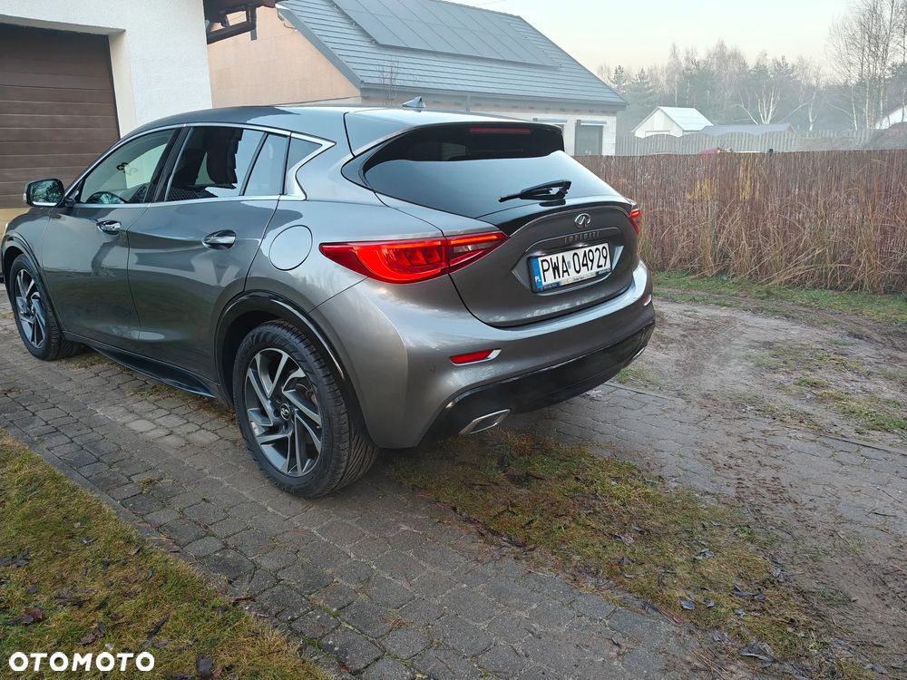 Infiniti Q30 2.2d DCT Premium - 3