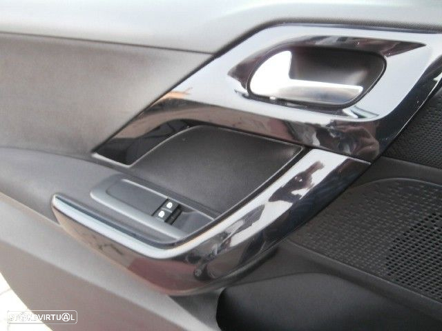 Peugeot 208 1.0 VTi Active - 20