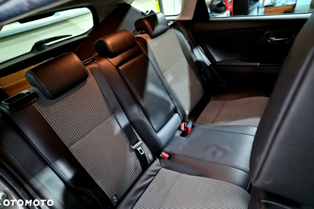 Toyota Auris - 20