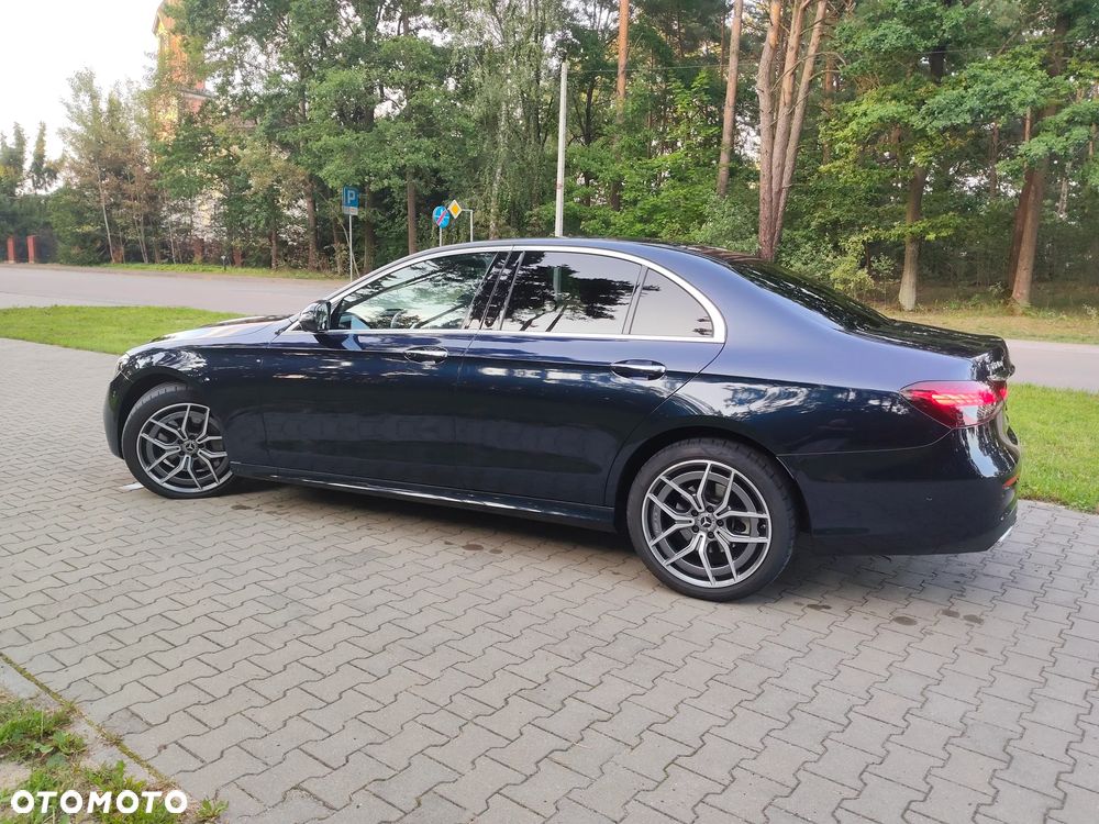 Mercedes-Benz Klasa E 220 d 4-Matic AMG/Avantgarde - 6