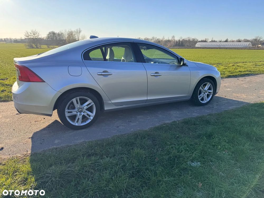 Volvo S60 T5 Geartronic Momentum - 10