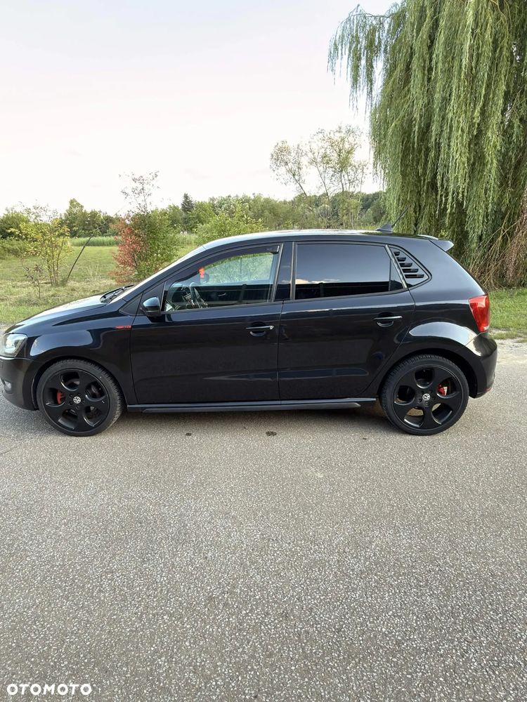 Volkswagen Polo 1.4 DSG GTI - 1