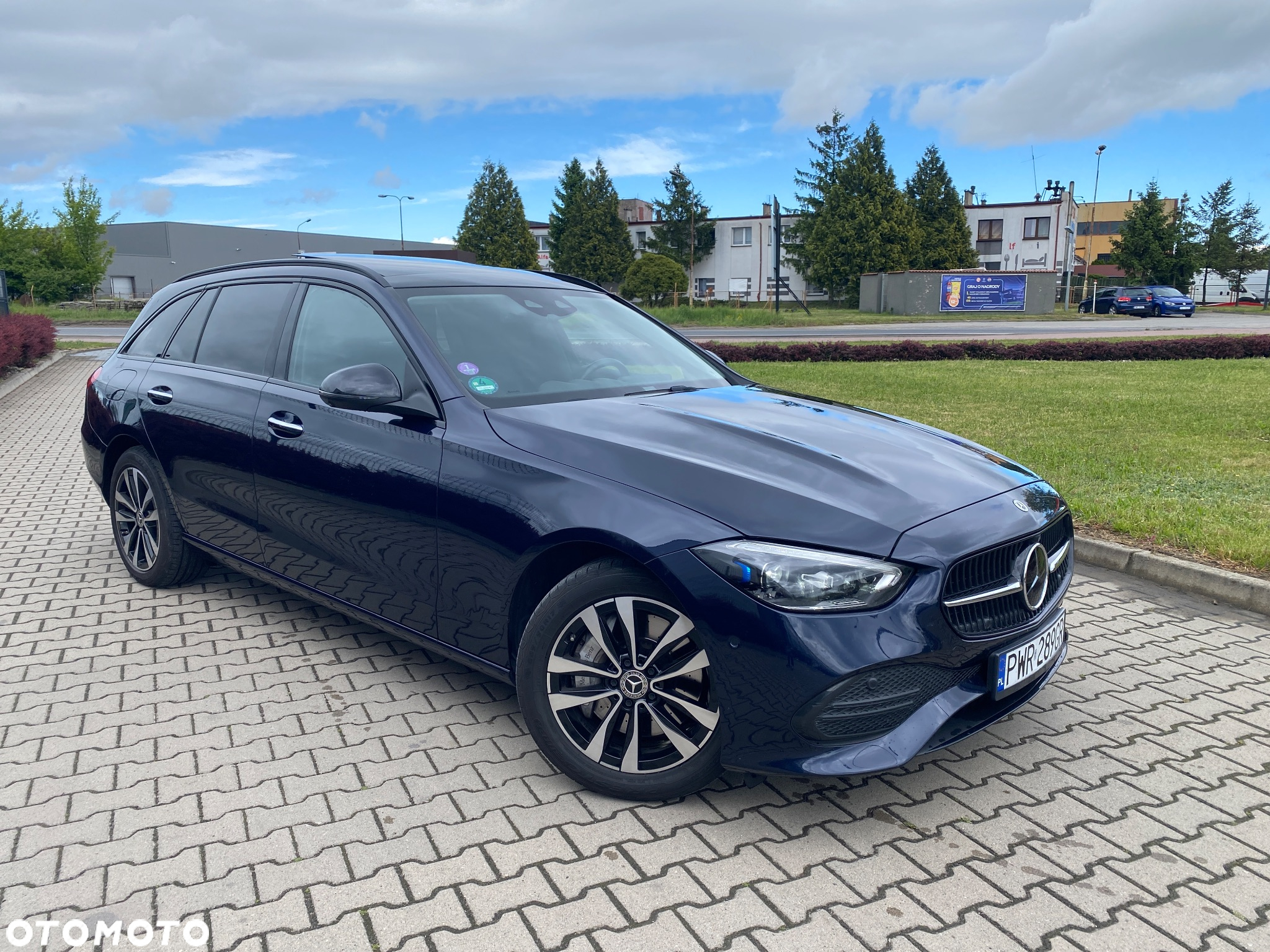 Mercedes-Benz Klasa C 300 e PHEV Avantgarde - 18