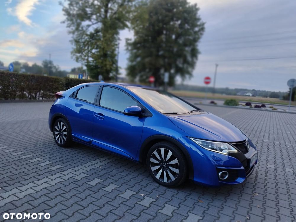 Honda Civic 1.8 Executive Navi - 1